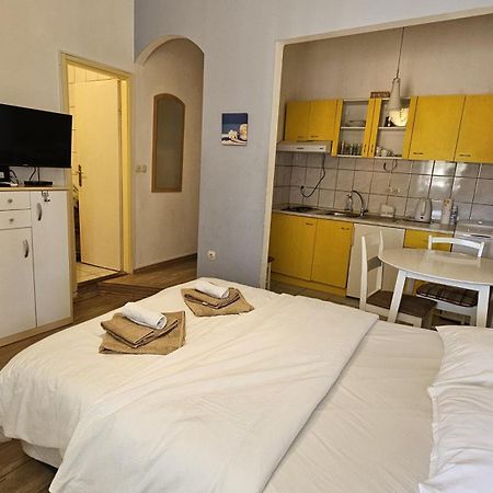 זאדאר Studio Apartment Kiki For 2, Near Old Town & Beach, Free Wifi מראה חיצוני תמונה